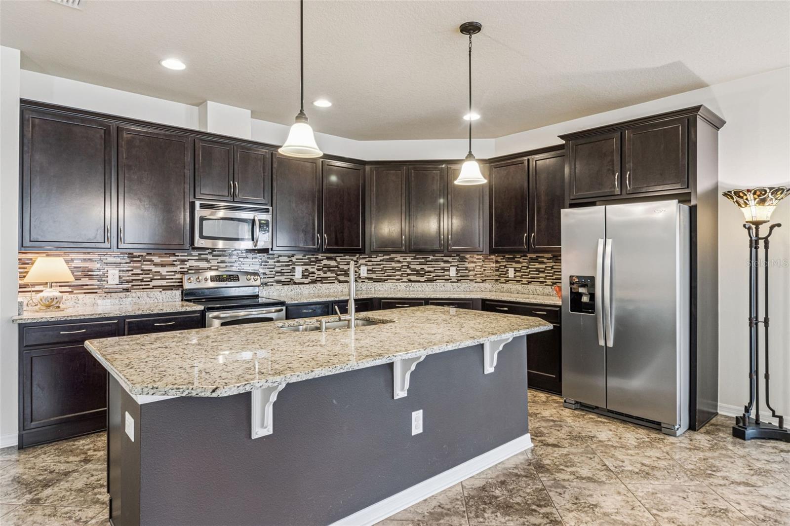 Image 17 of 56 For 31518 Bearded Oak Drive