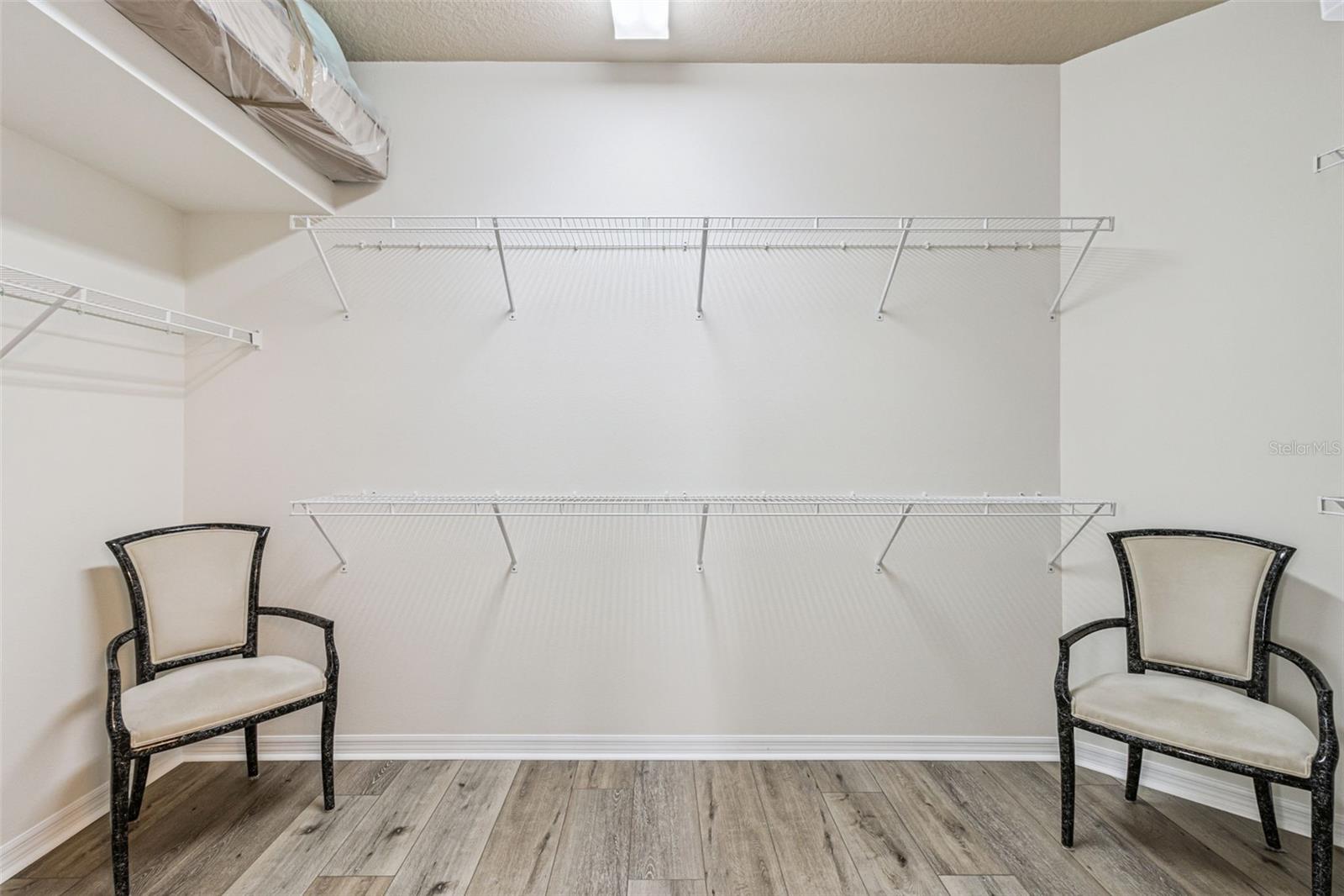 Image 26 of 56 For 31518 Bearded Oak Drive