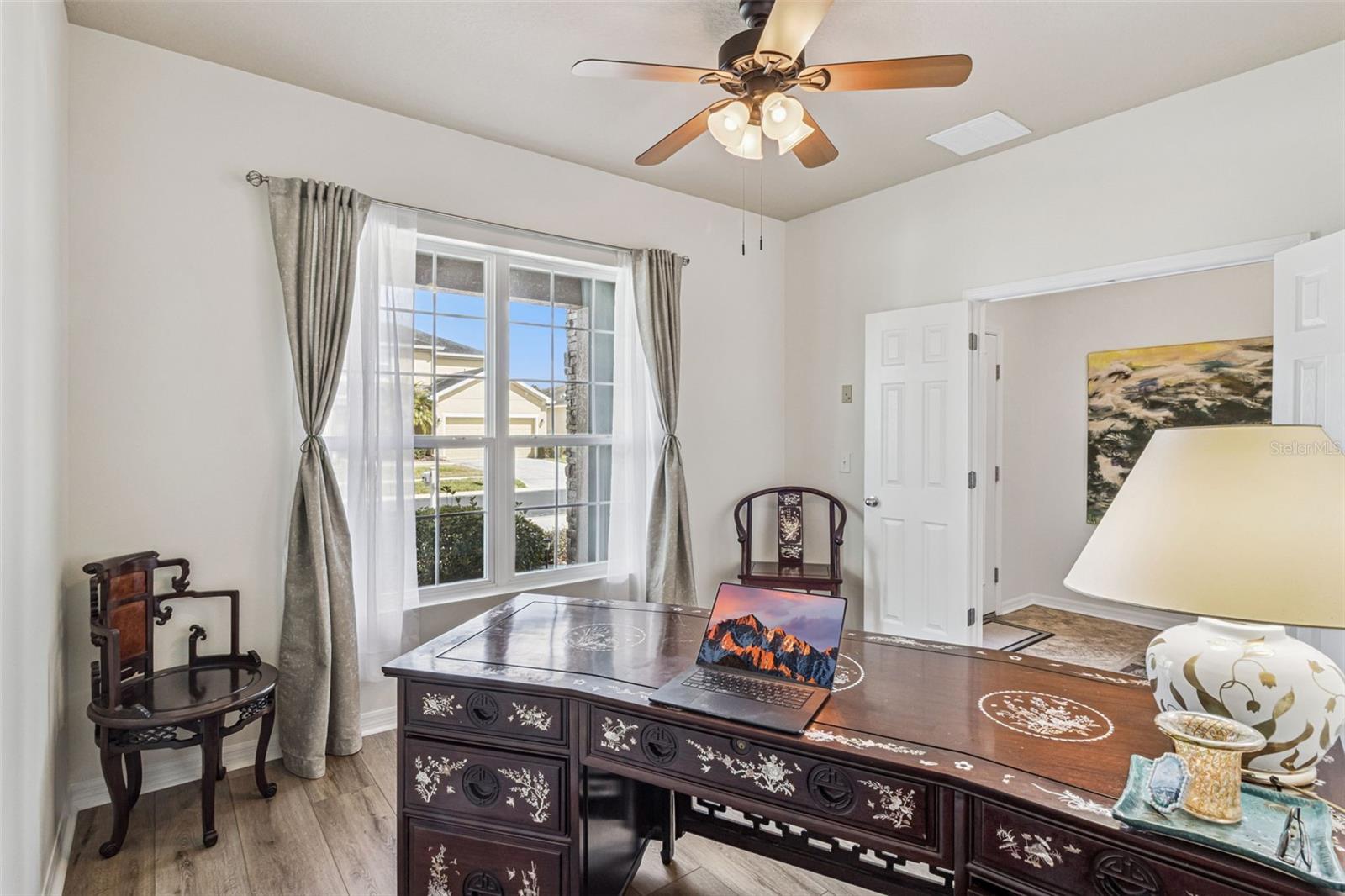 Image 34 of 56 For 31518 Bearded Oak Drive