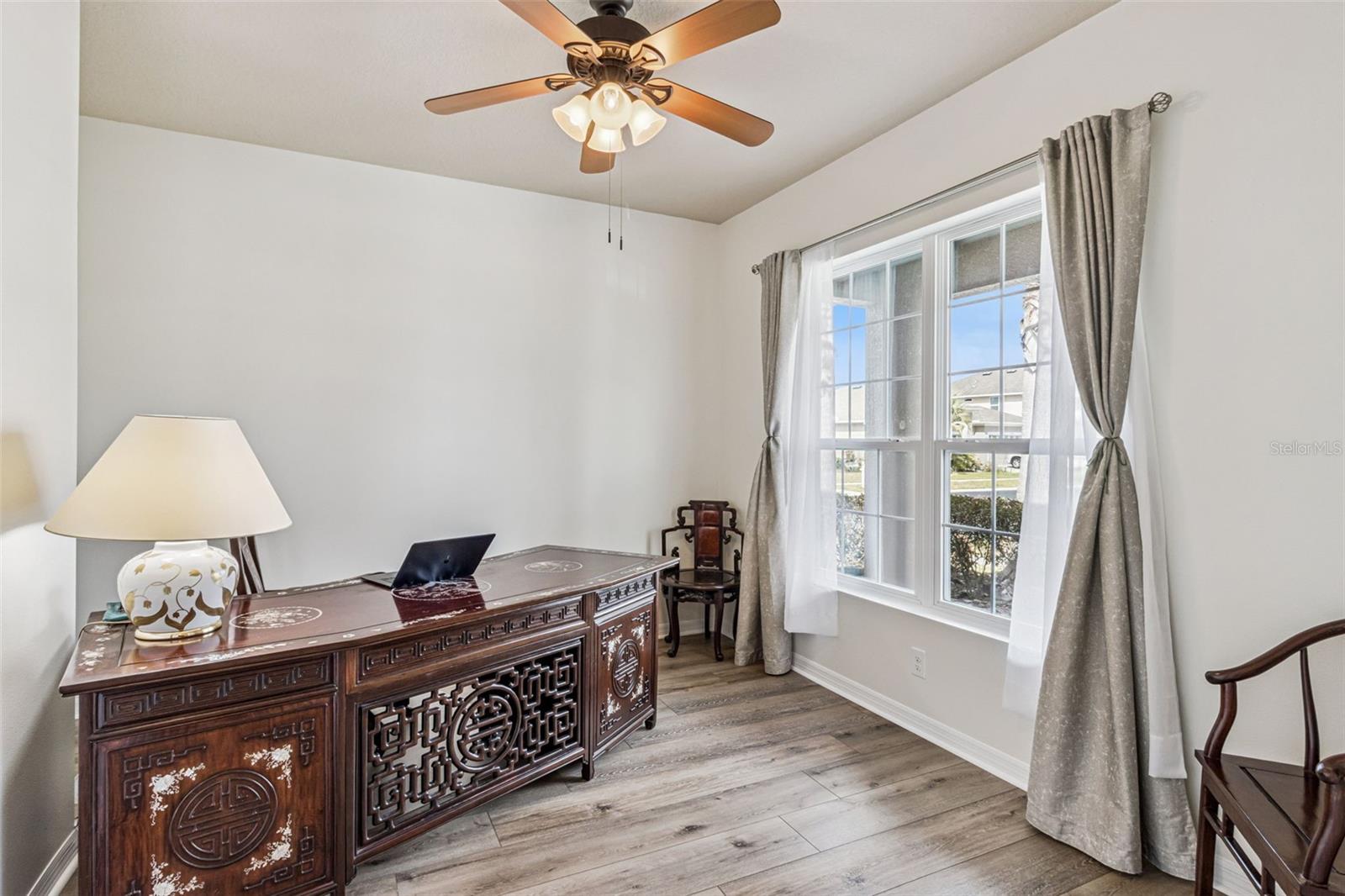 Image 36 of 56 For 31518 Bearded Oak Drive