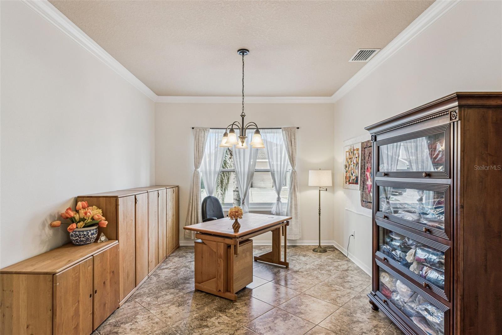 Image 9 of 56 For 31518 Bearded Oak Drive