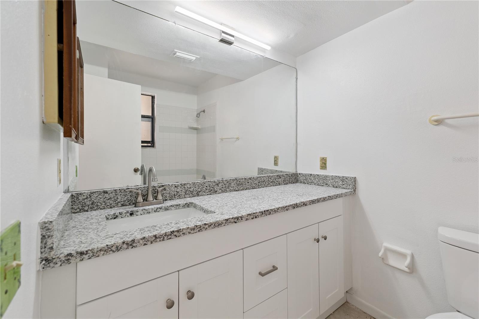 Image 15 of 26 For 2040 San Marcos Drive Se 206