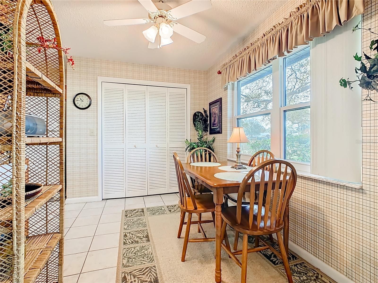 Image 16 of 54 For 2813 Wingfoot Ct