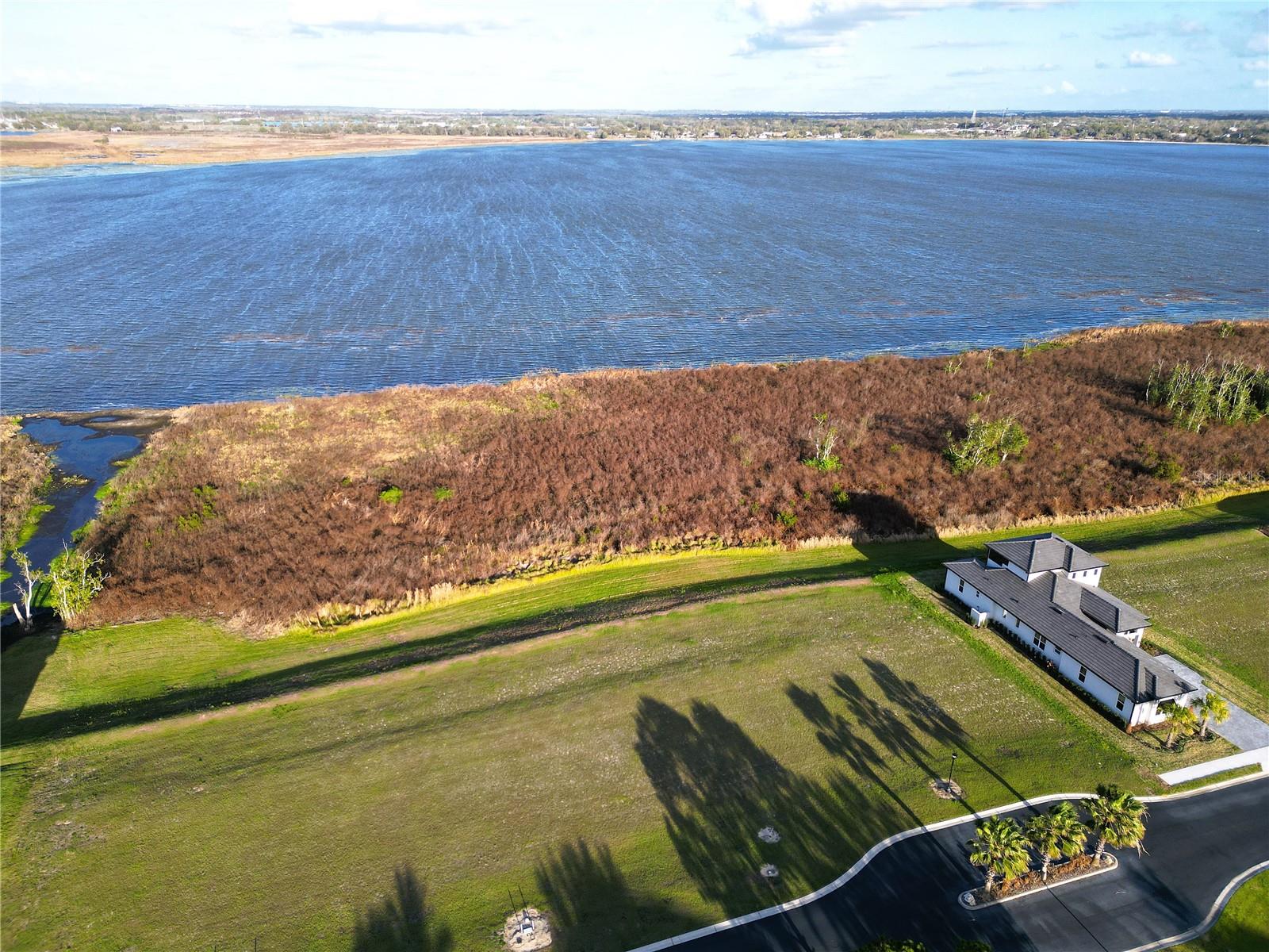 Image 7 of 33 For 344 Caladium Avenue