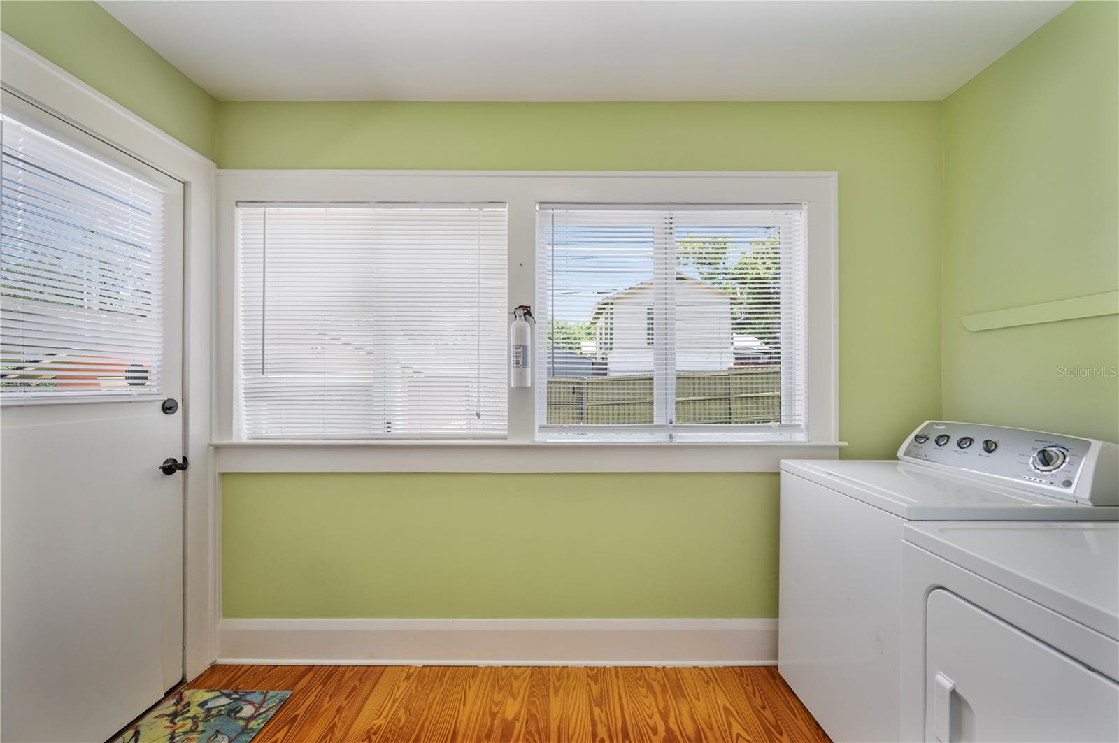 Image 37 of 67 For 832 Success Avenue