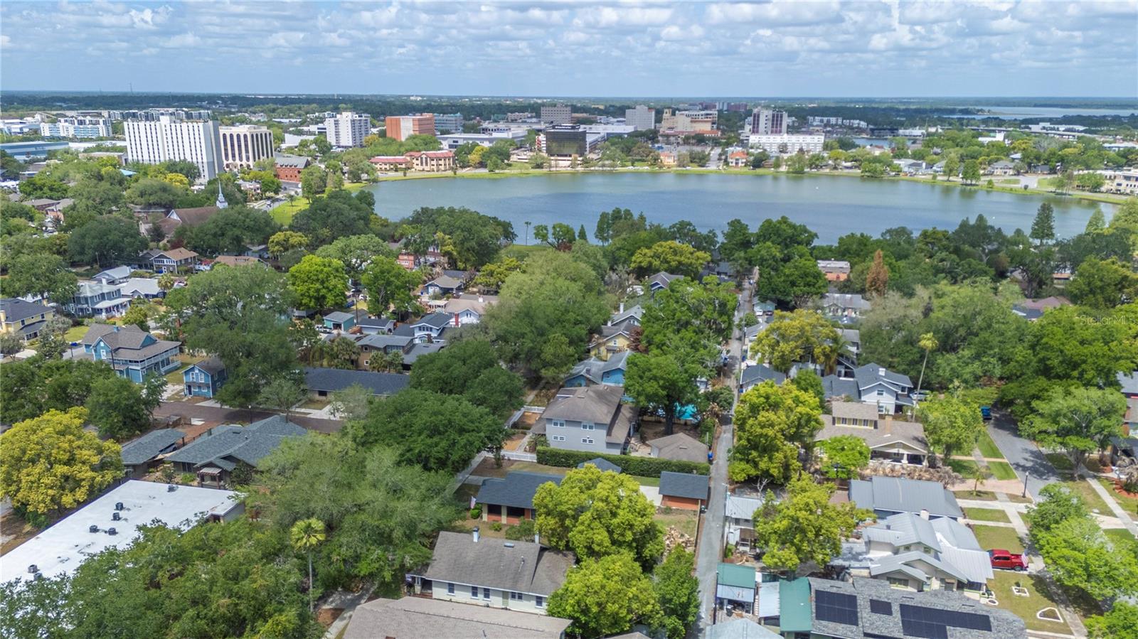 Image 50 of 67 For 832 Success Avenue