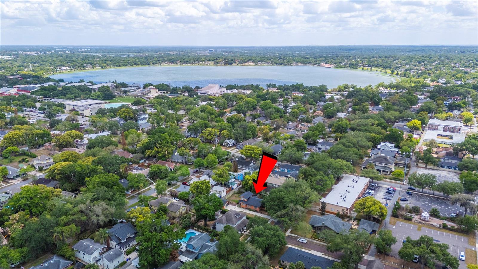 Image 52 of 67 For 832 Success Avenue