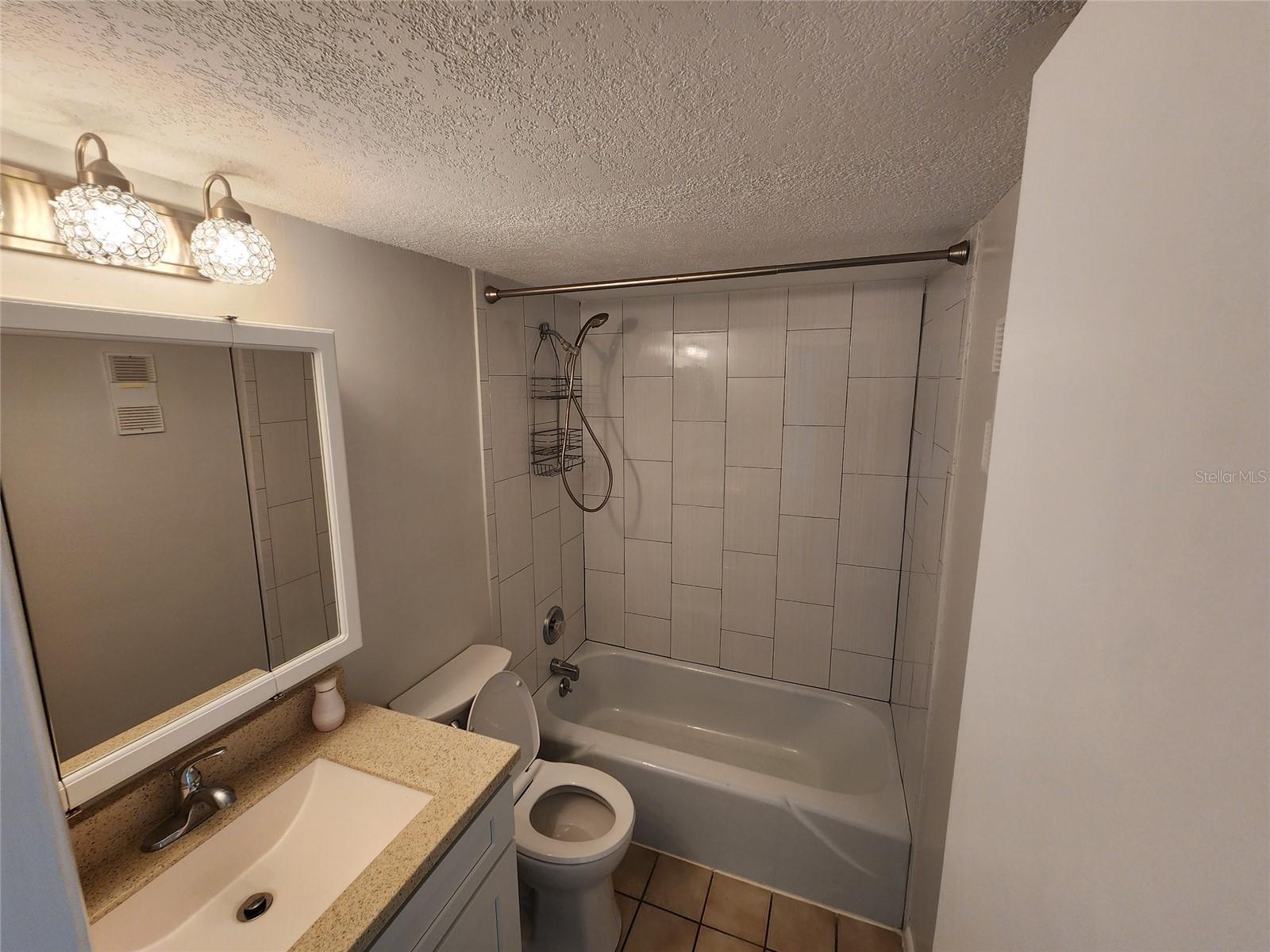 Image 22 of 45 For 333 Lake Howard Drive Nw 313a