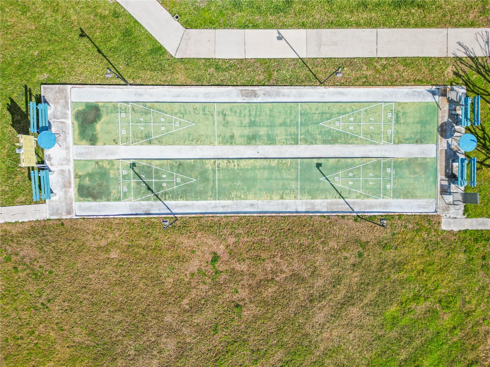 Image 34 of 45 For 333 Lake Howard Drive Nw 313a