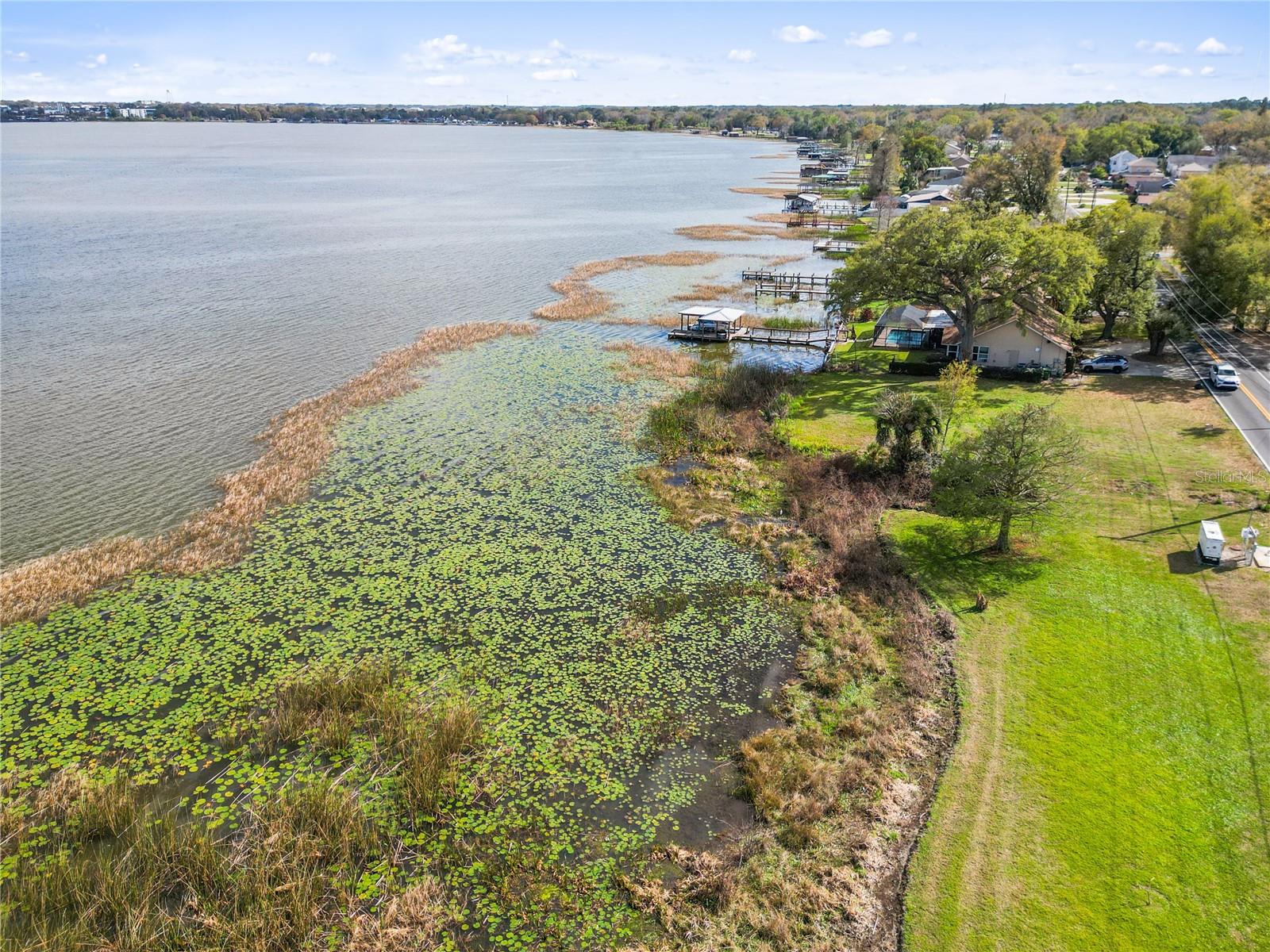 Image 36 of 45 For 333 Lake Howard Drive Nw 313a