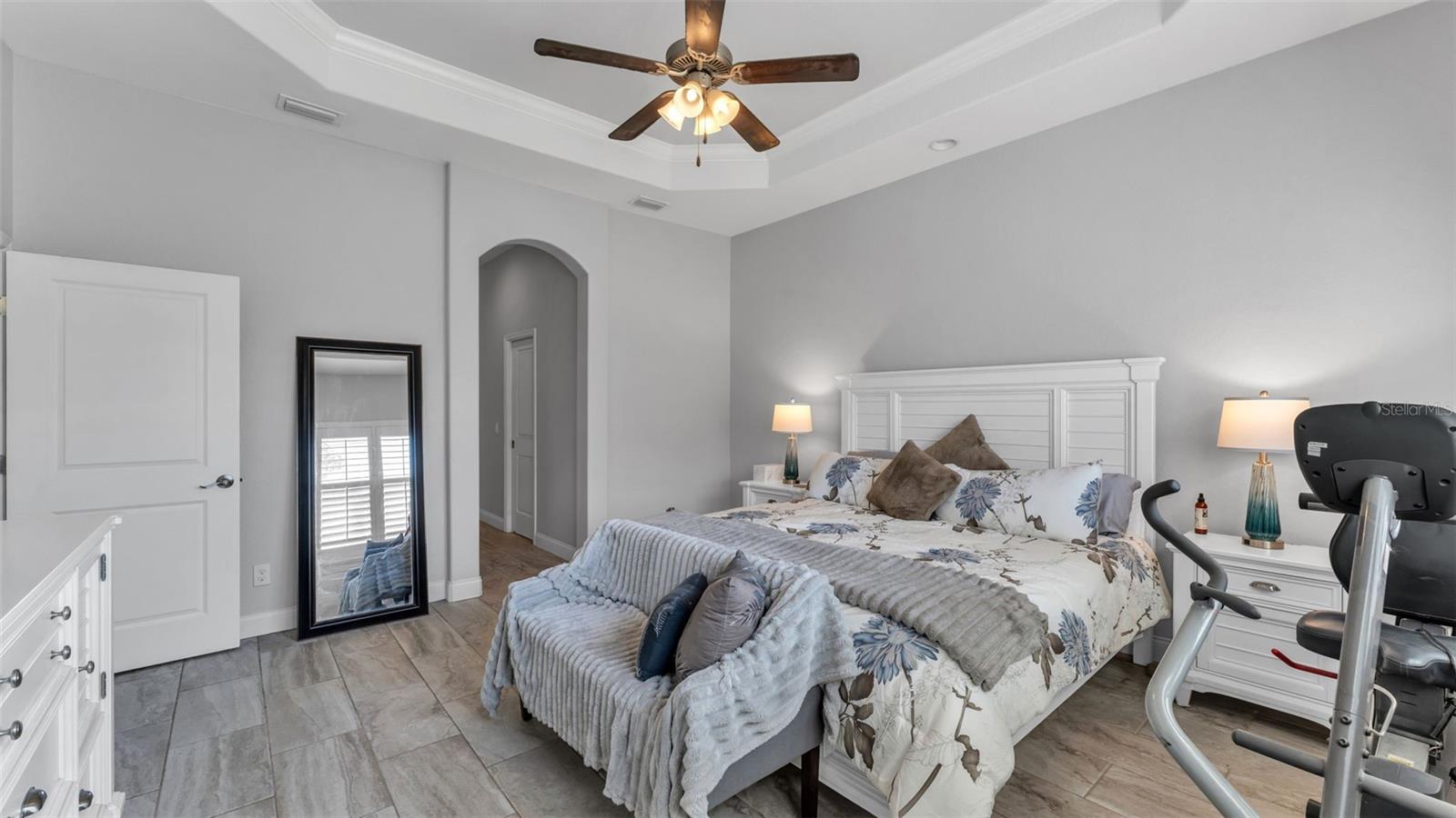 Image 16 of 50 For 7017 Highlands Creek Avenue