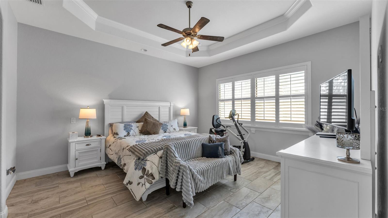 Image 17 of 50 For 7017 Highlands Creek Avenue