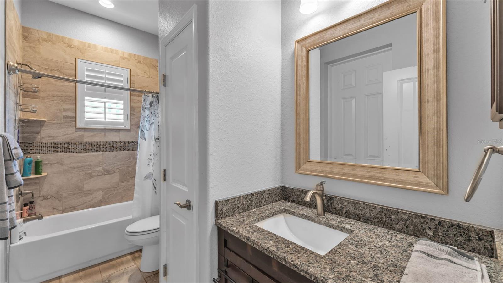 Image 28 of 50 For 7017 Highlands Creek Avenue