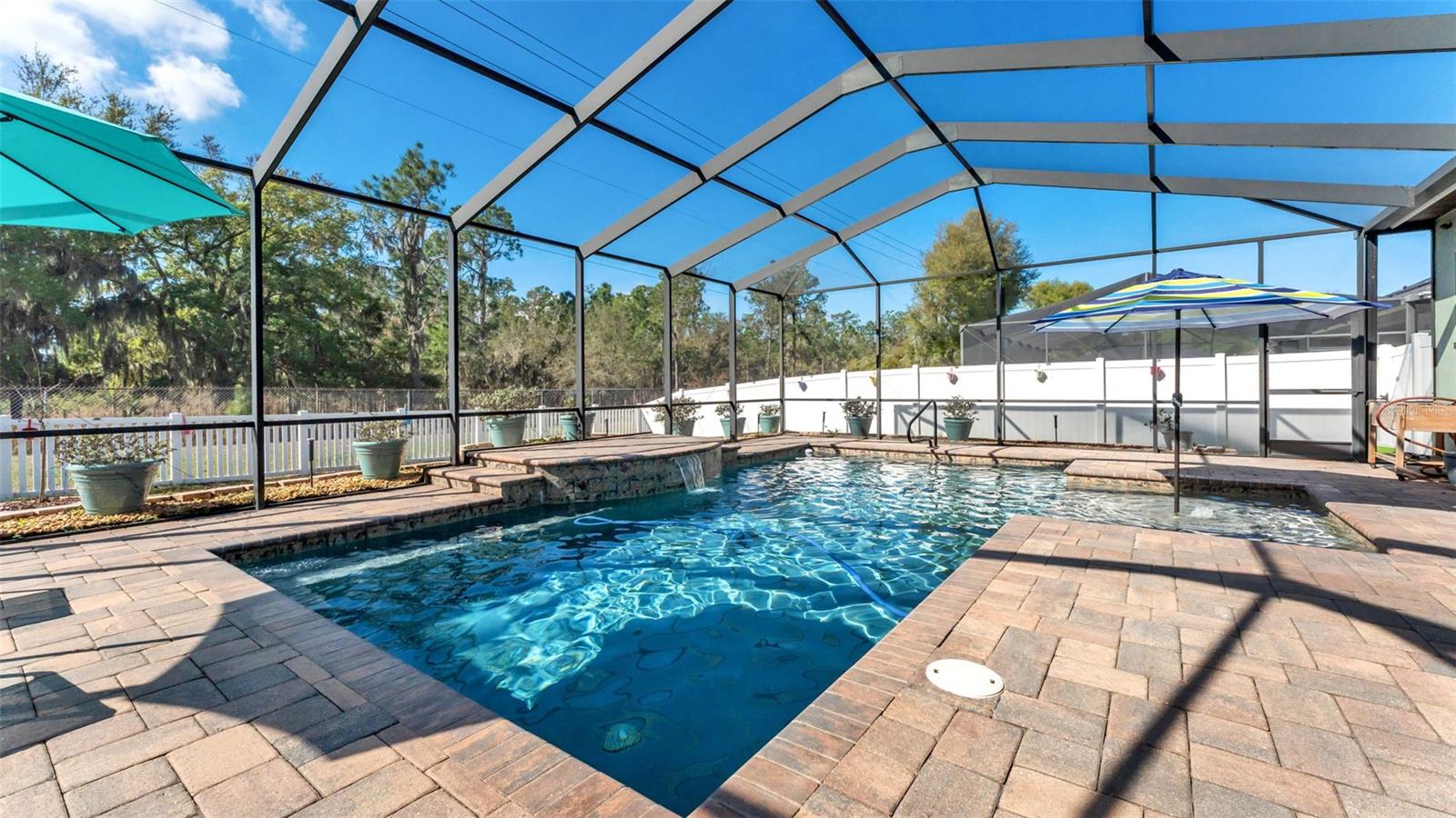 Image 33 of 50 For 7017 Highlands Creek Avenue