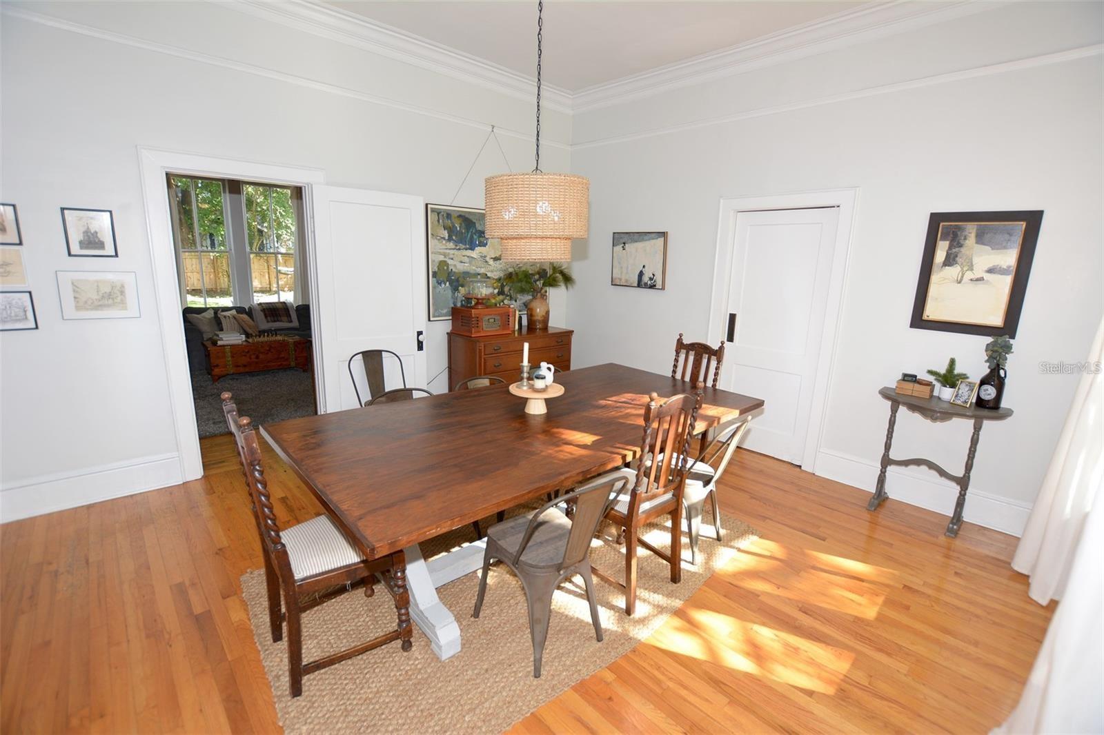 Image 39 of 82 For 705 Church Street