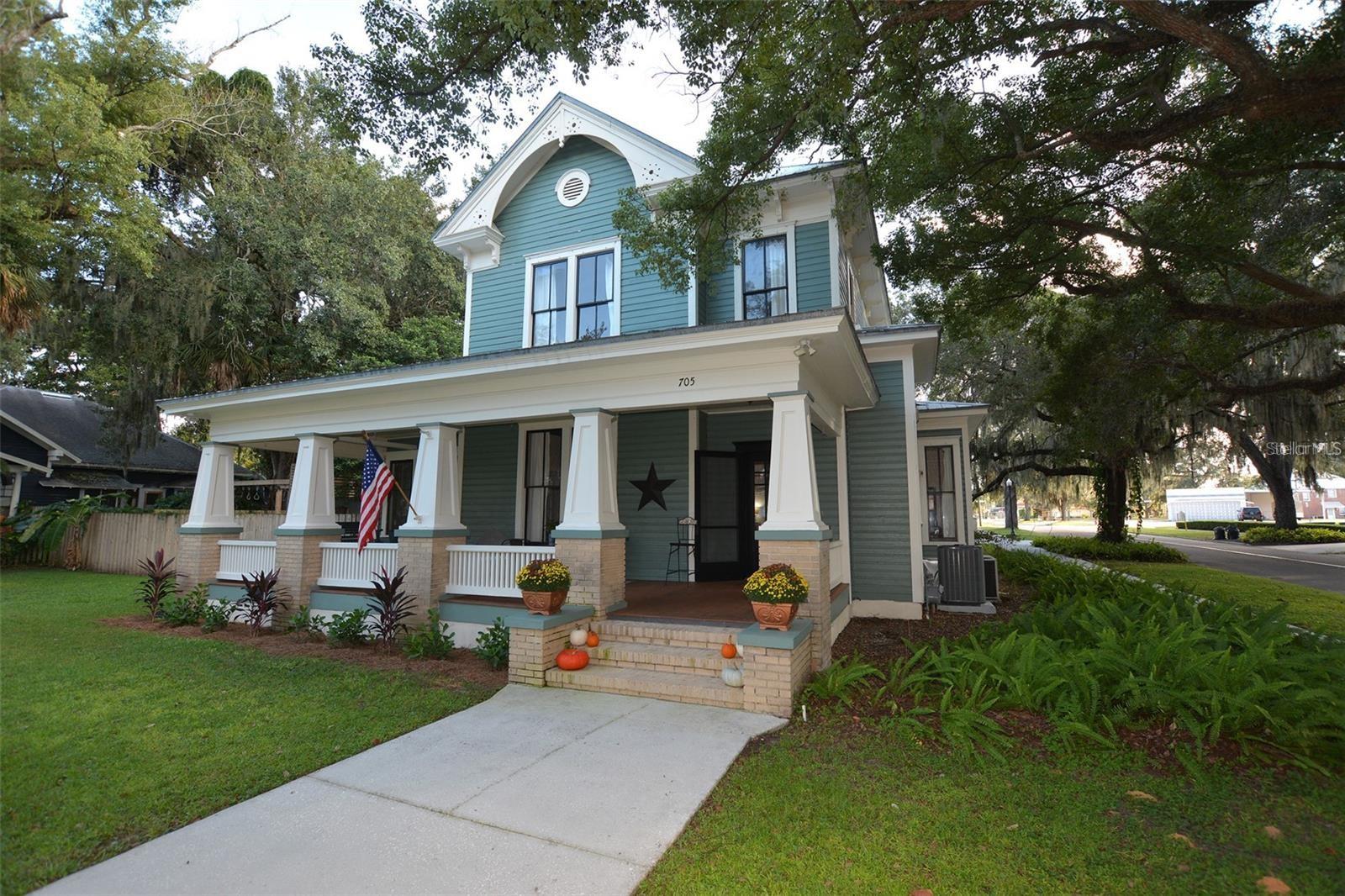 Image 5 of 82 For 705 Church Street