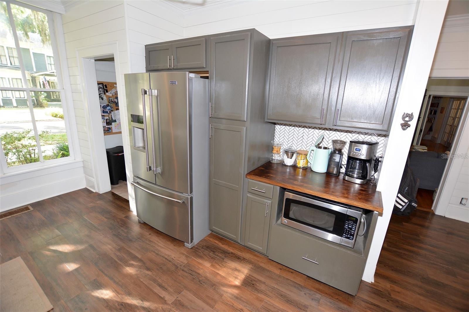 Image 52 of 82 For 705 Church Street