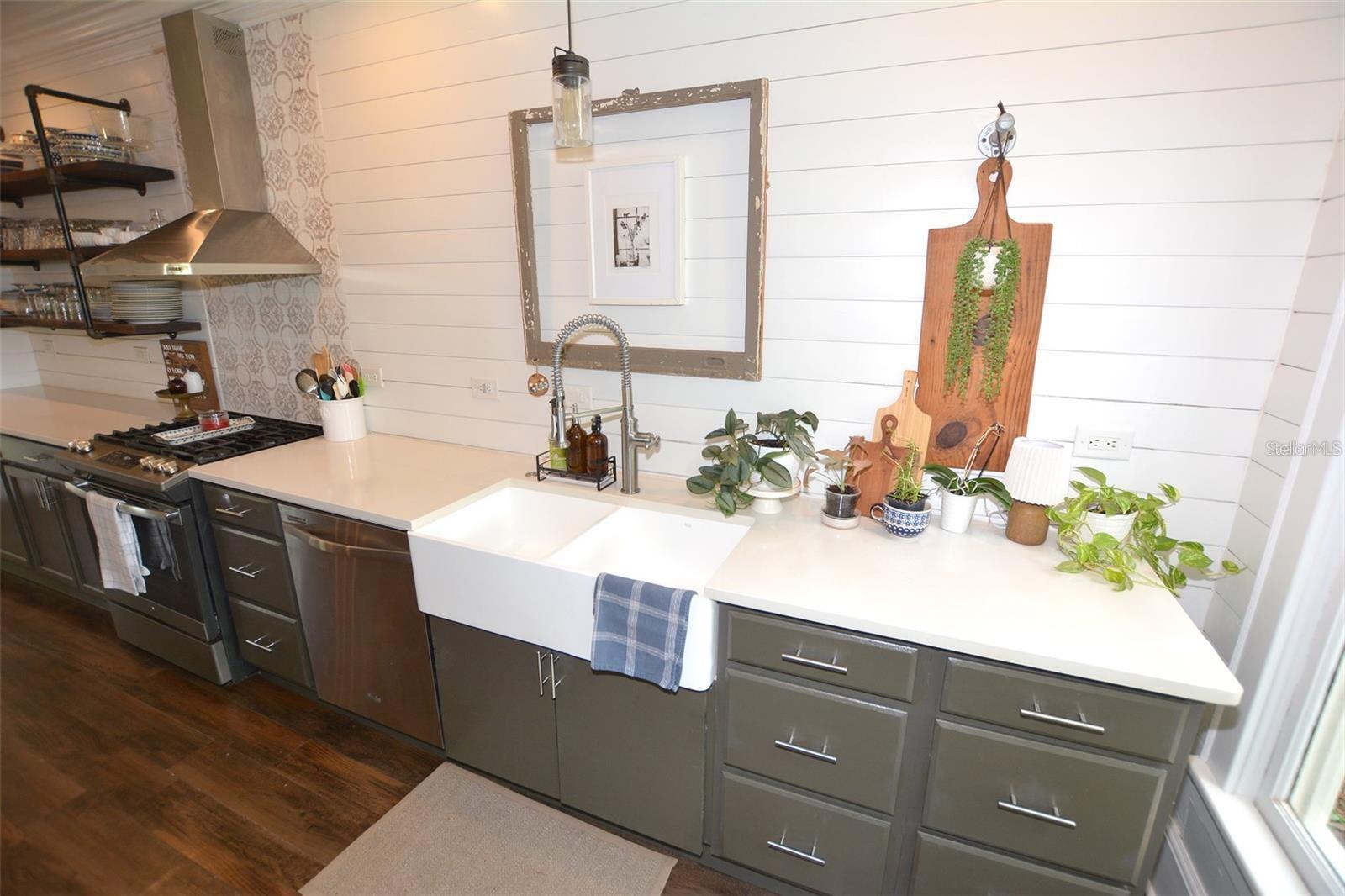 Image 53 of 82 For 705 Church Street