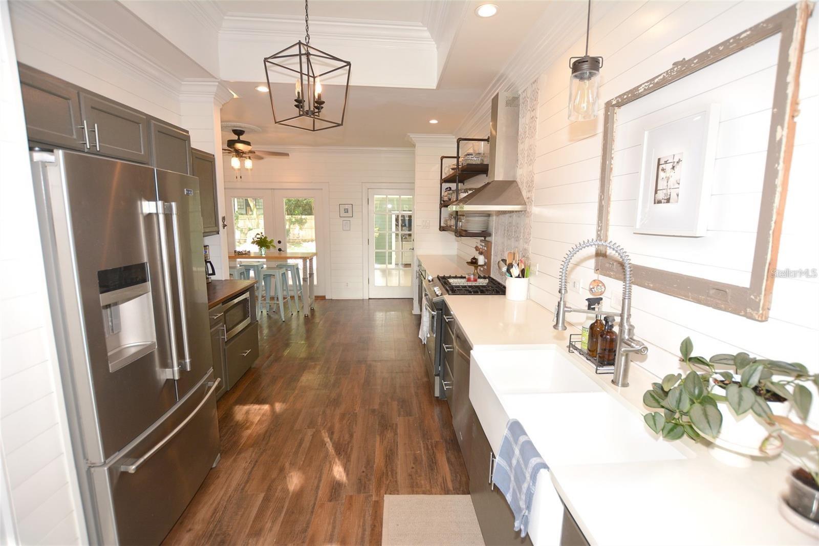 Image 54 of 82 For 705 Church Street