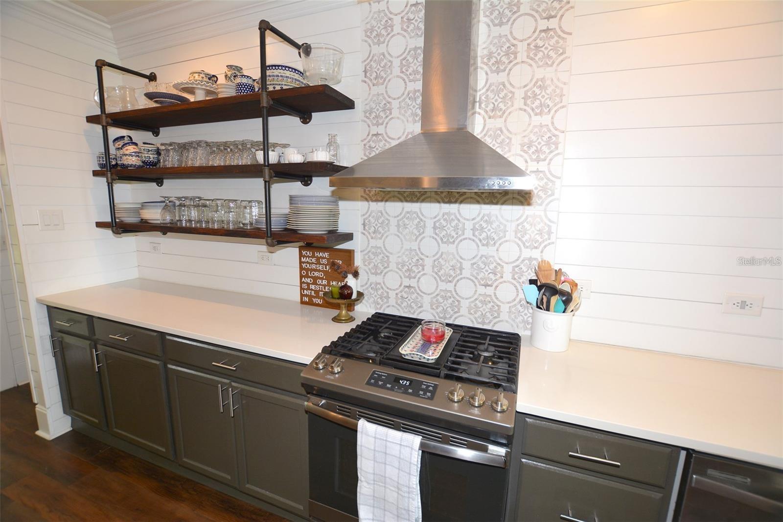 Image 55 of 82 For 705 Church Street