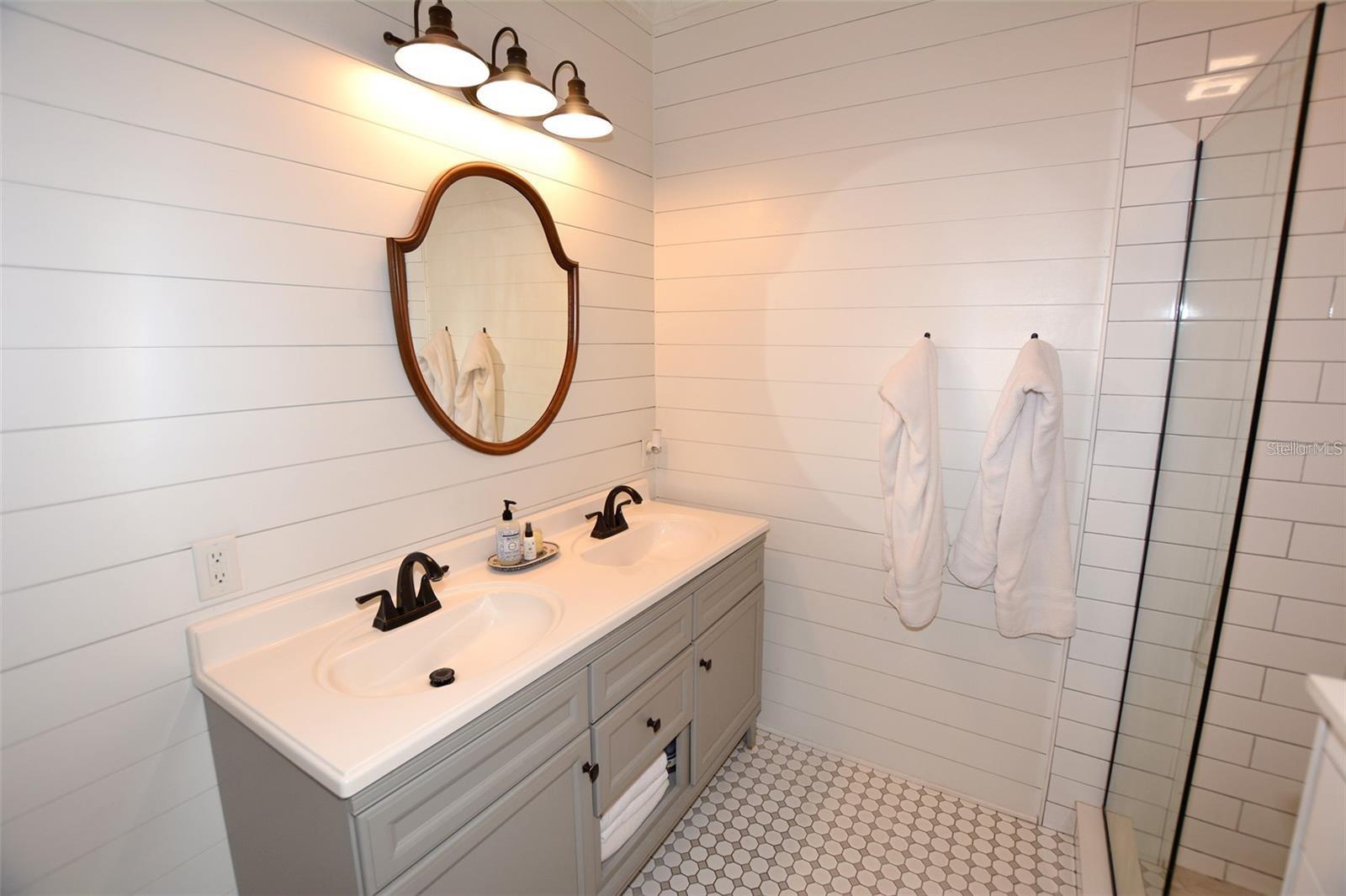 Image 61 of 82 For 705 Church Street