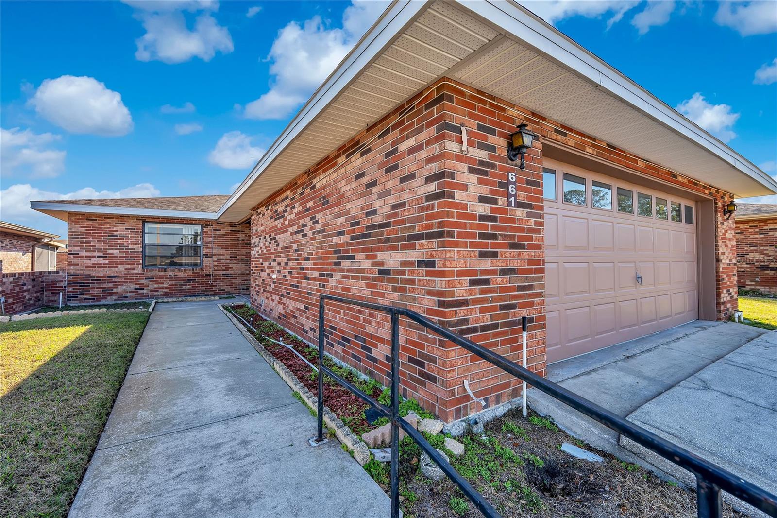 Image 2 of 36 For 661 Lake Carolyn Circle