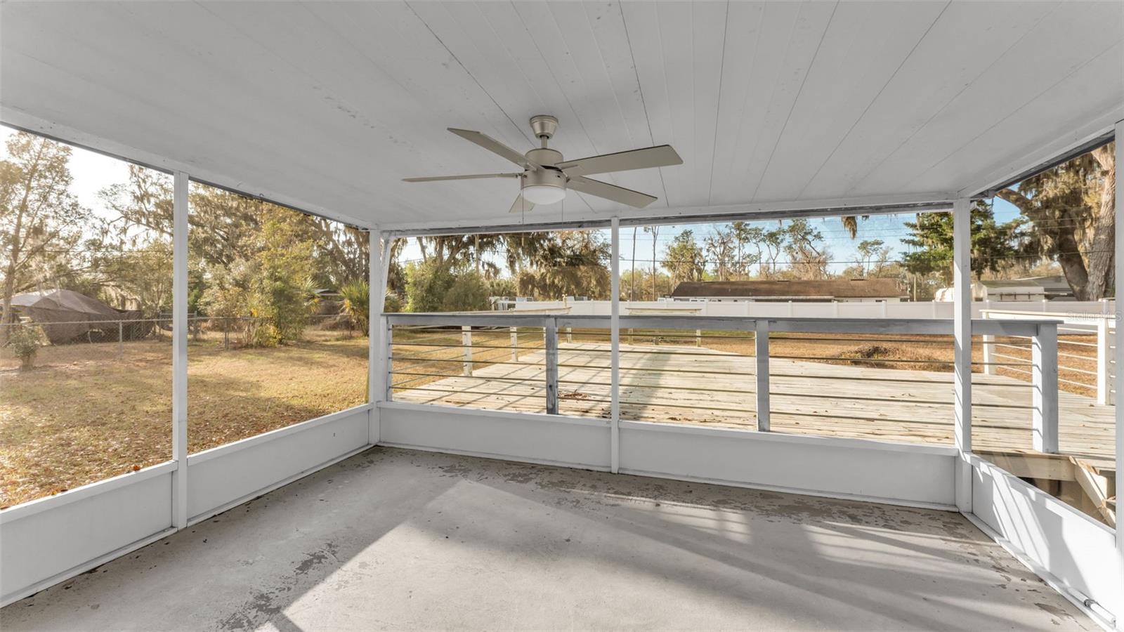 Image 26 of 46 For 4036 Hollyhead Circle S