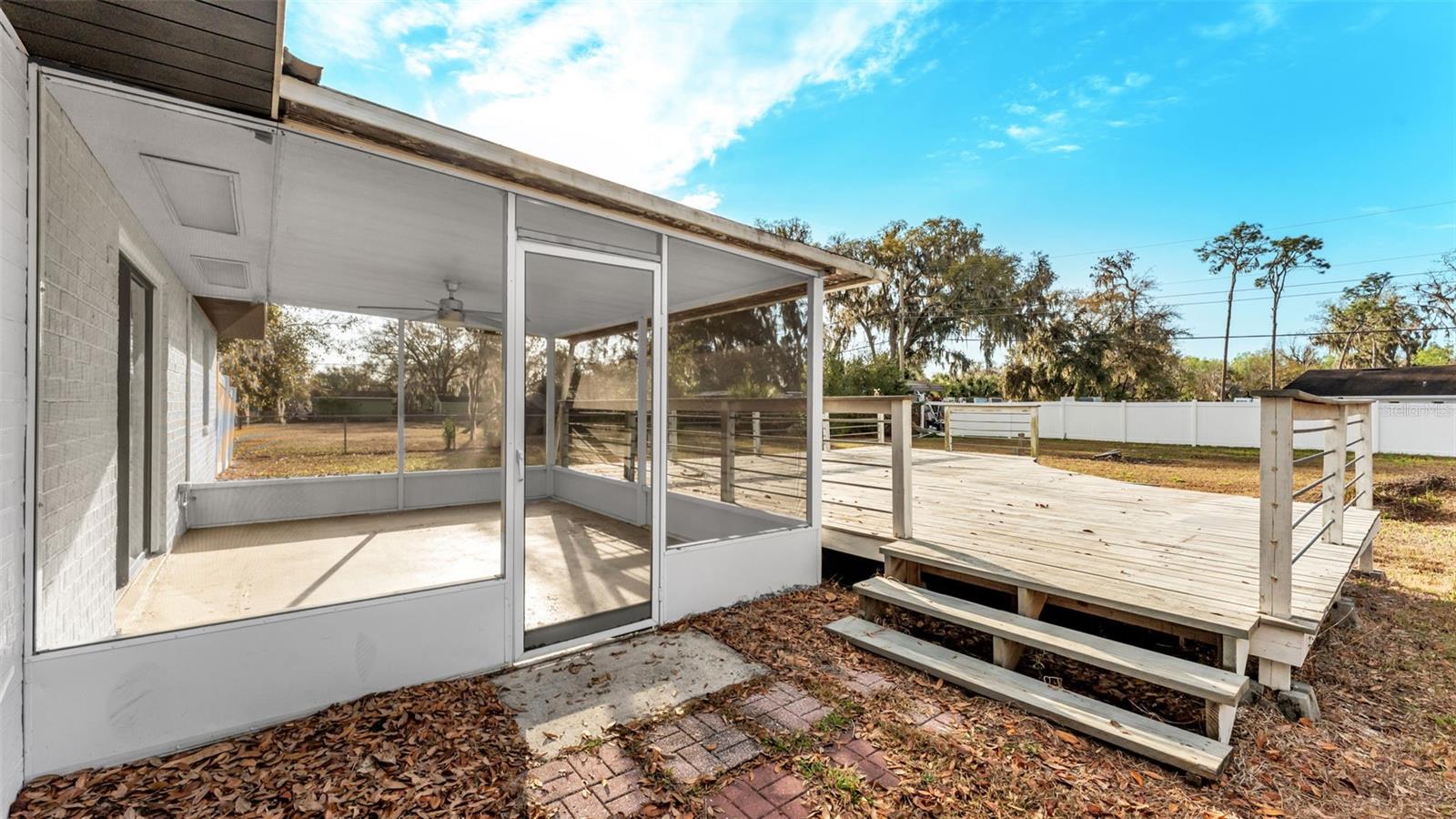 Image 28 of 46 For 4036 Hollyhead Circle S