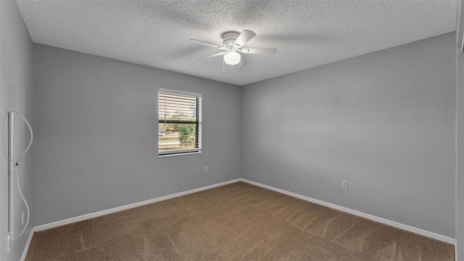 Image 37 of 46 For 4036 Hollyhead Circle S