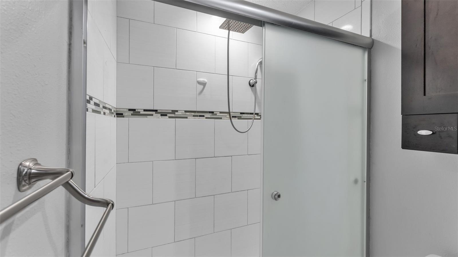 Image 38 of 46 For 4036 Hollyhead Circle S