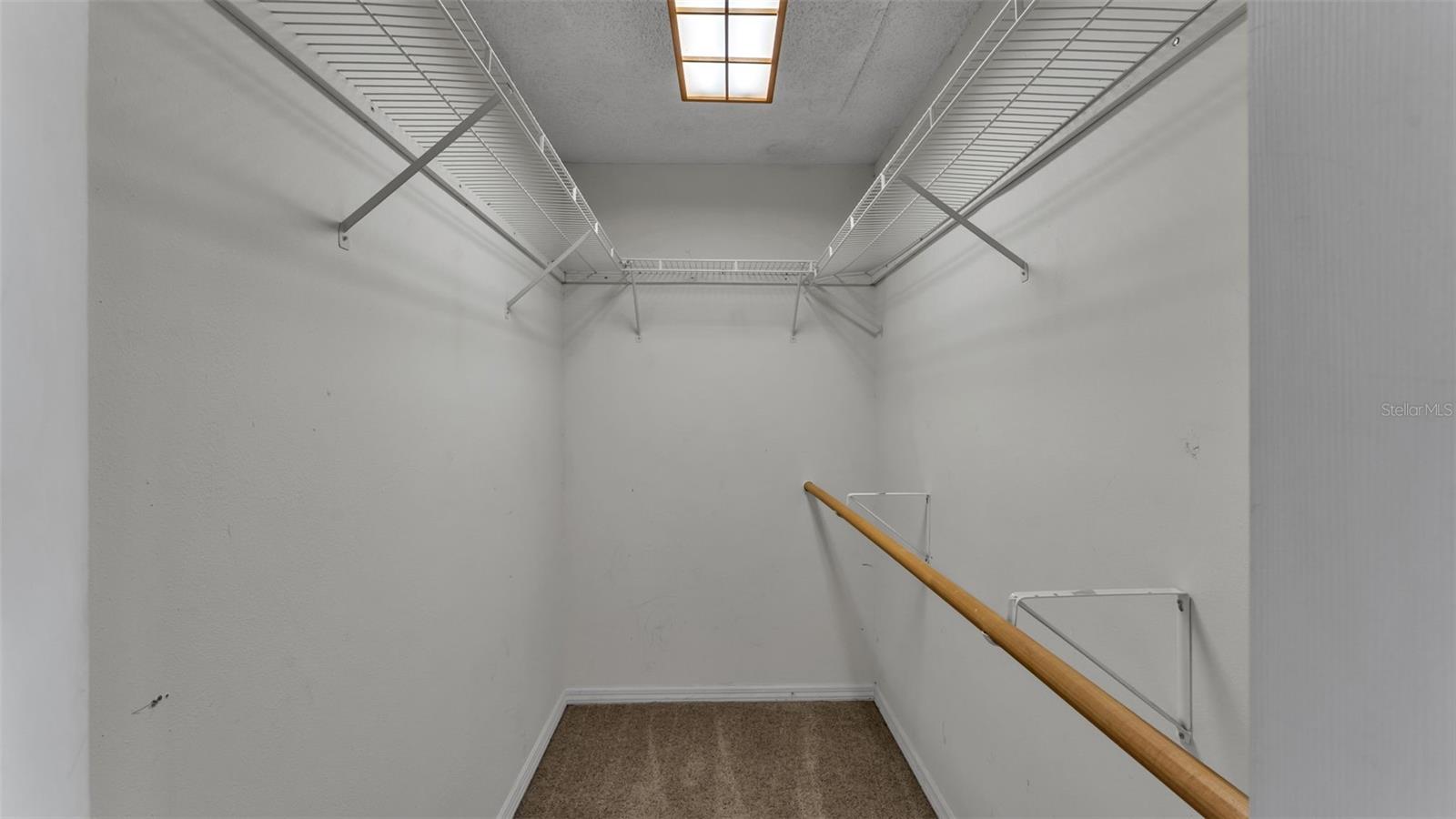 Image 41 of 46 For 4036 Hollyhead Circle S