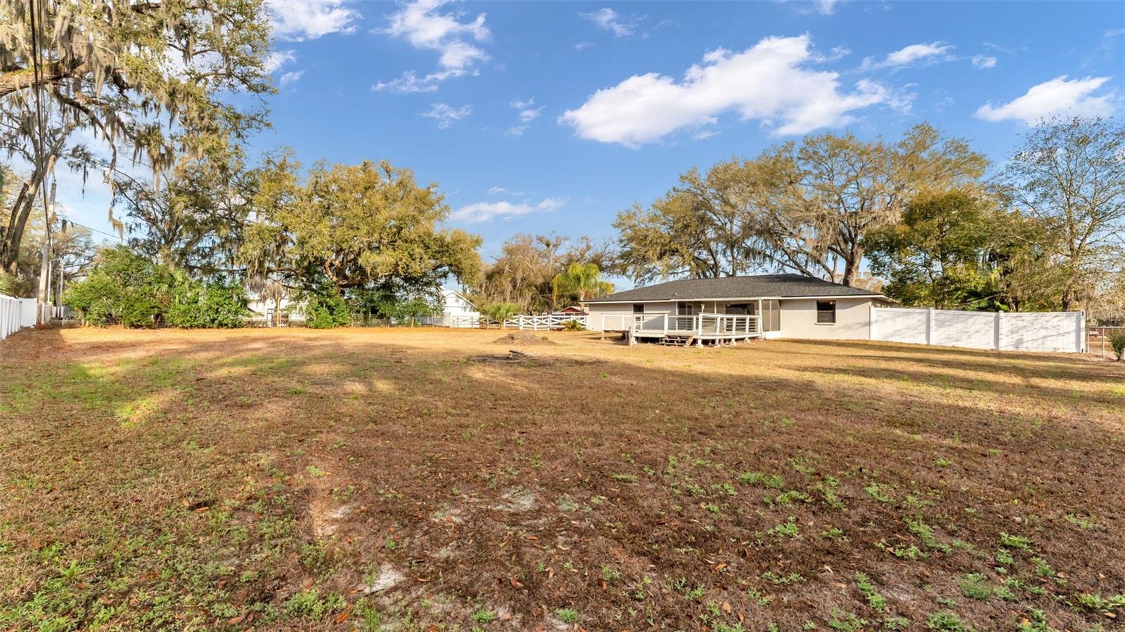 Image 7 of 46 For 4036 Hollyhead Circle S