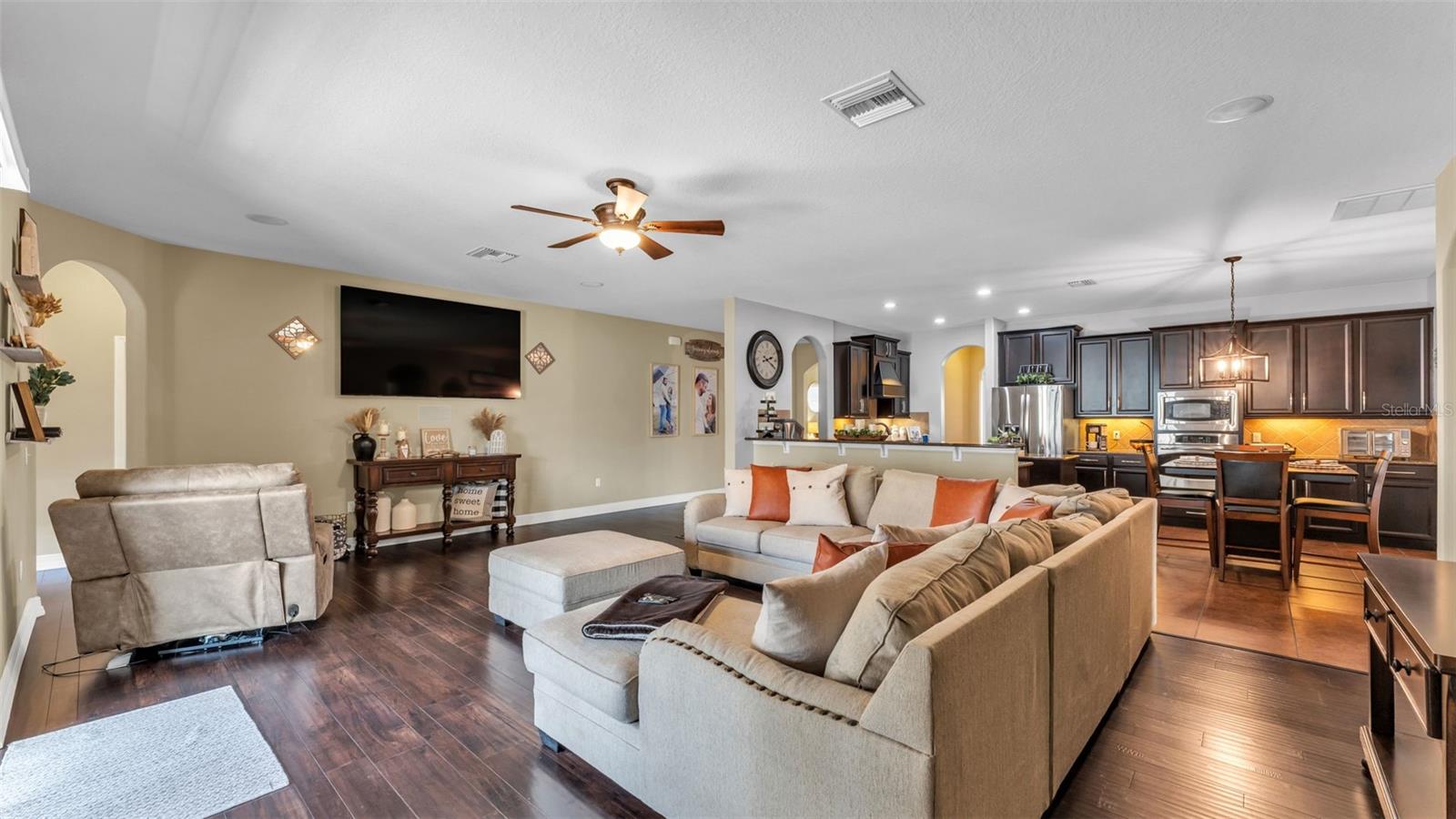 Image 10 of 36 For 4105 Berkshire Loop