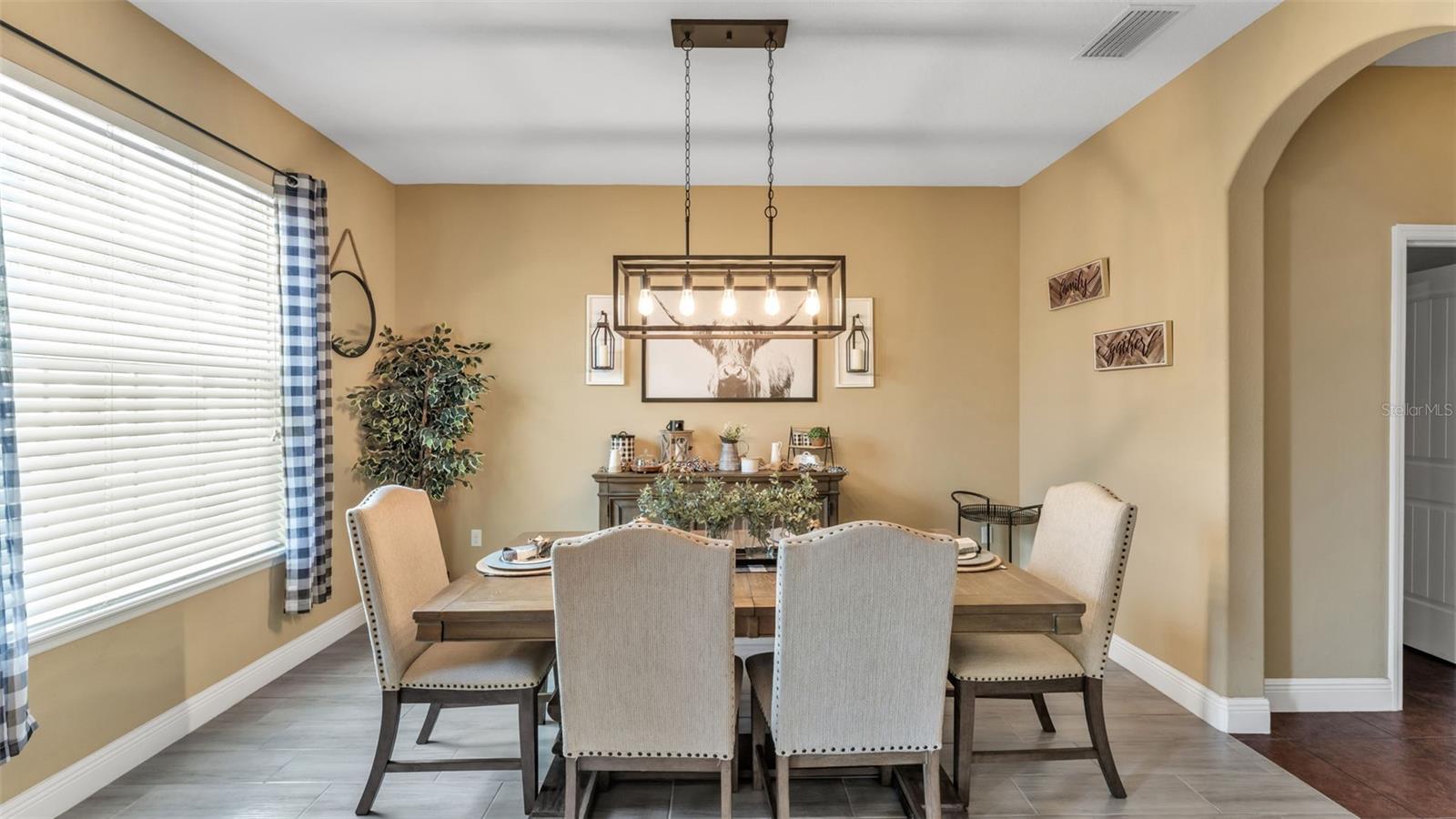 Image 5 of 36 For 4105 Berkshire Loop