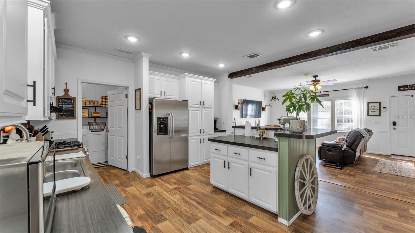 Image 20 of 45 For 2325 Ranchland Acres Road