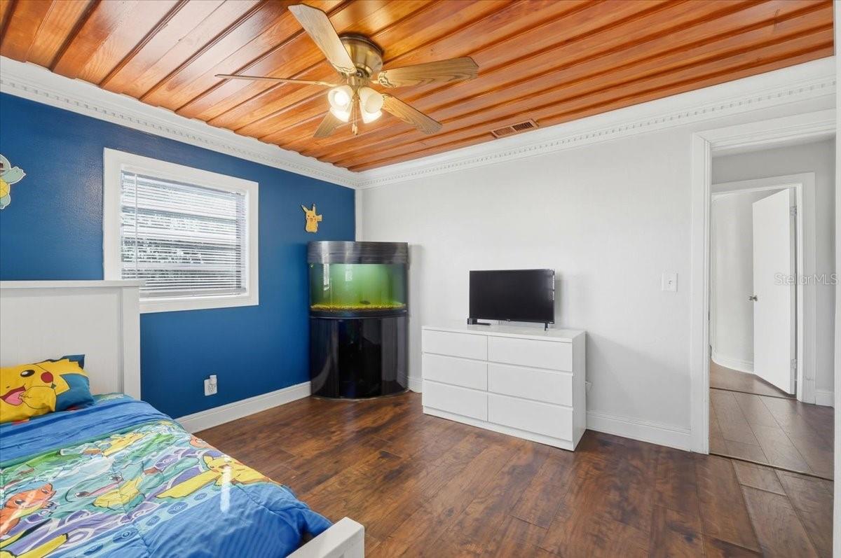 Image 17 of 34 For 901 Trapnell Road