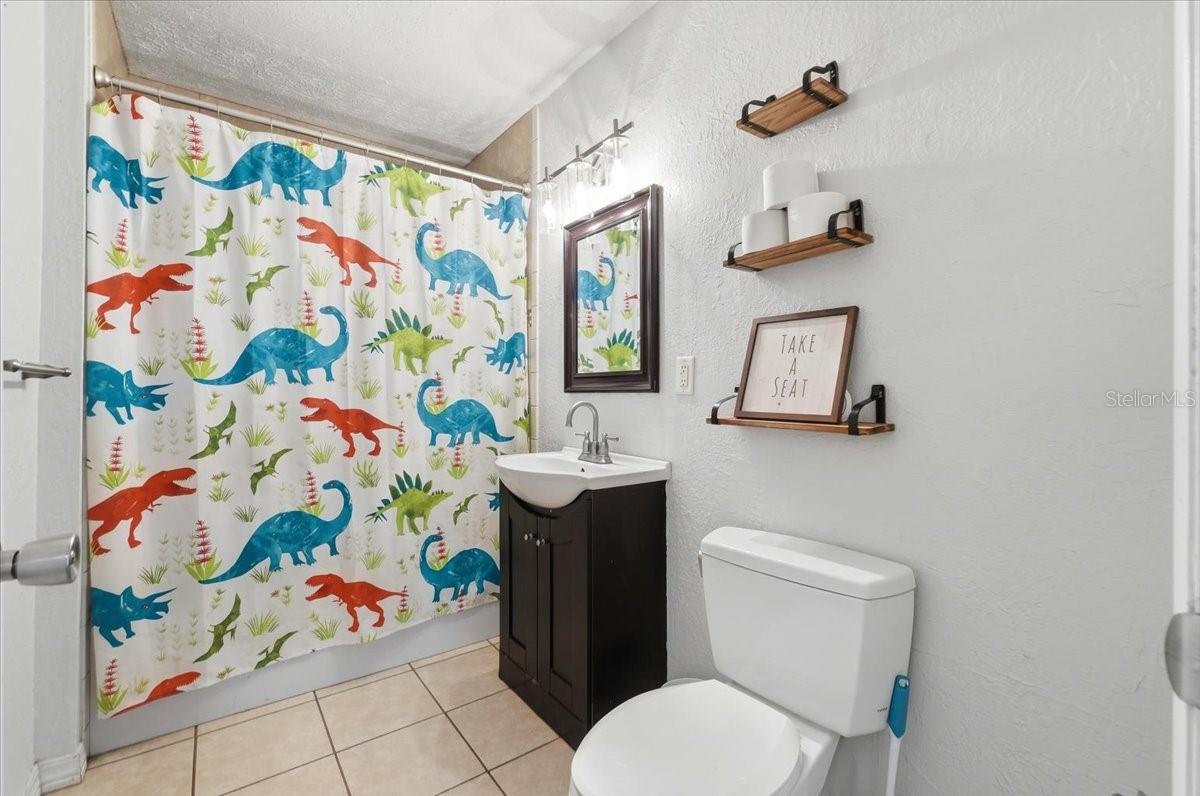 Image 18 of 34 For 901 Trapnell Road