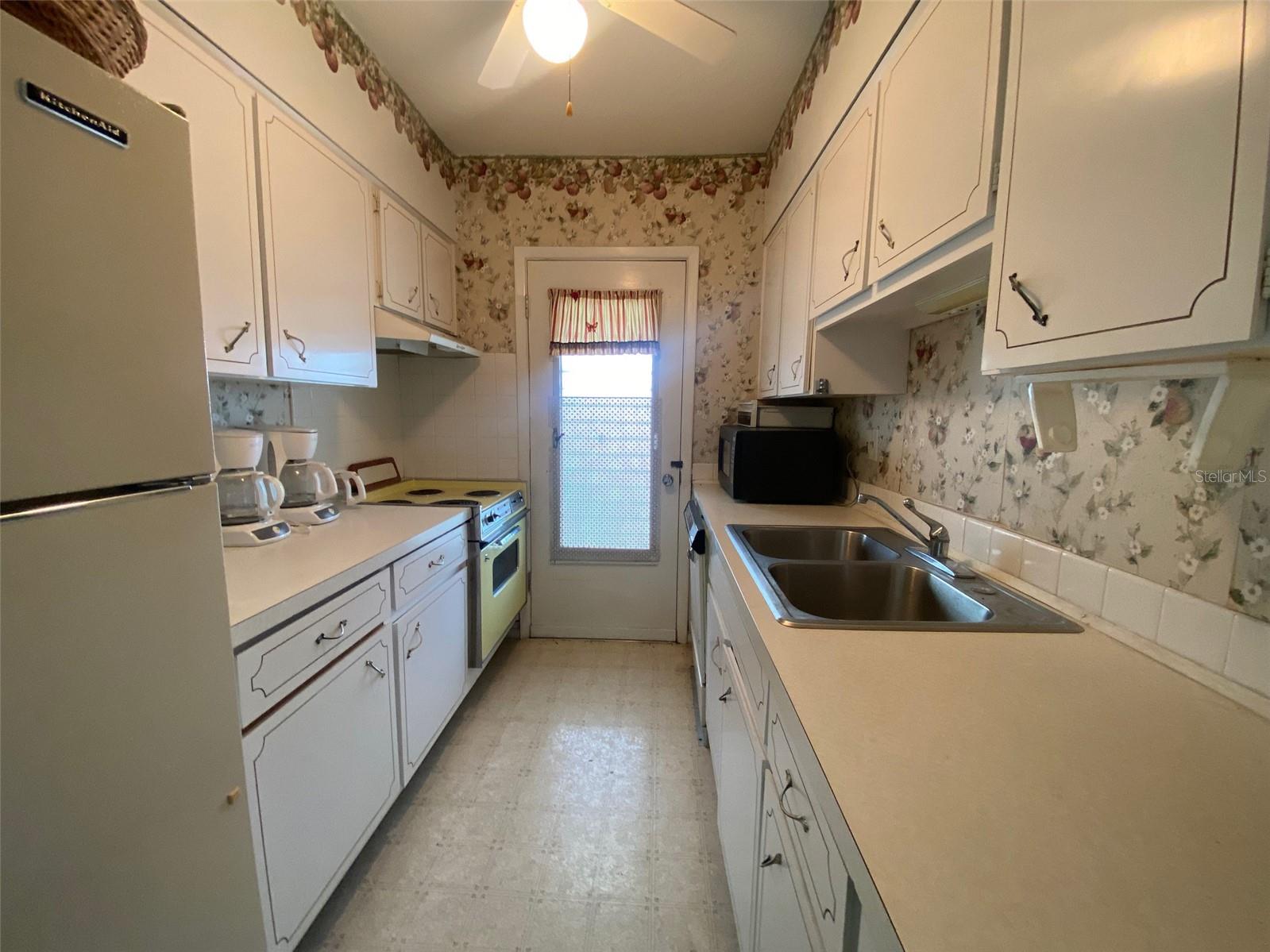 Image 38 of 43 For 1700 6th Street Nw A37