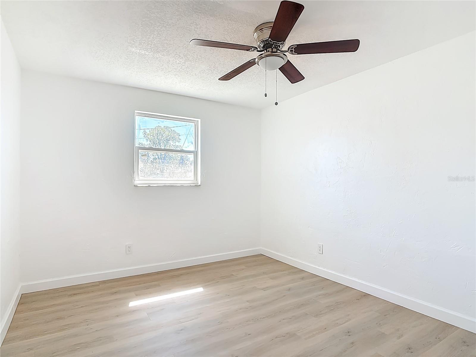 Image 22 of 47 For 2280 Green Street