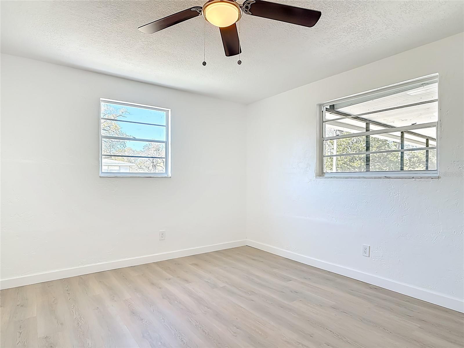 Image 31 of 47 For 2280 Green Street