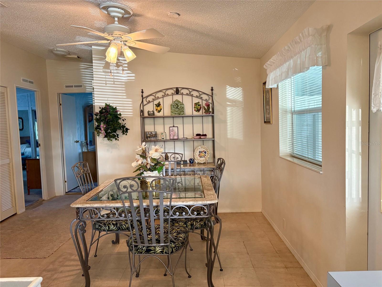 Image 12 of 36 For 6133 Grand Oaks Drive Se