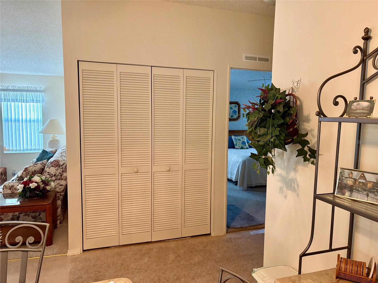 Image 17 of 36 For 6133 Grand Oaks Drive Se