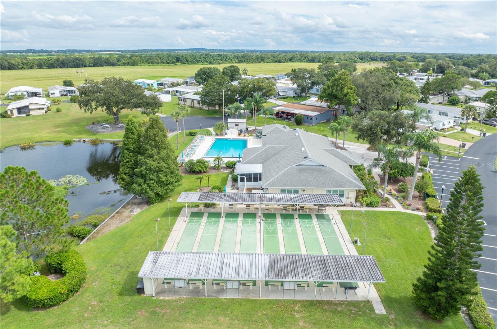 Image 31 of 36 For 6133 Grand Oaks Drive Se