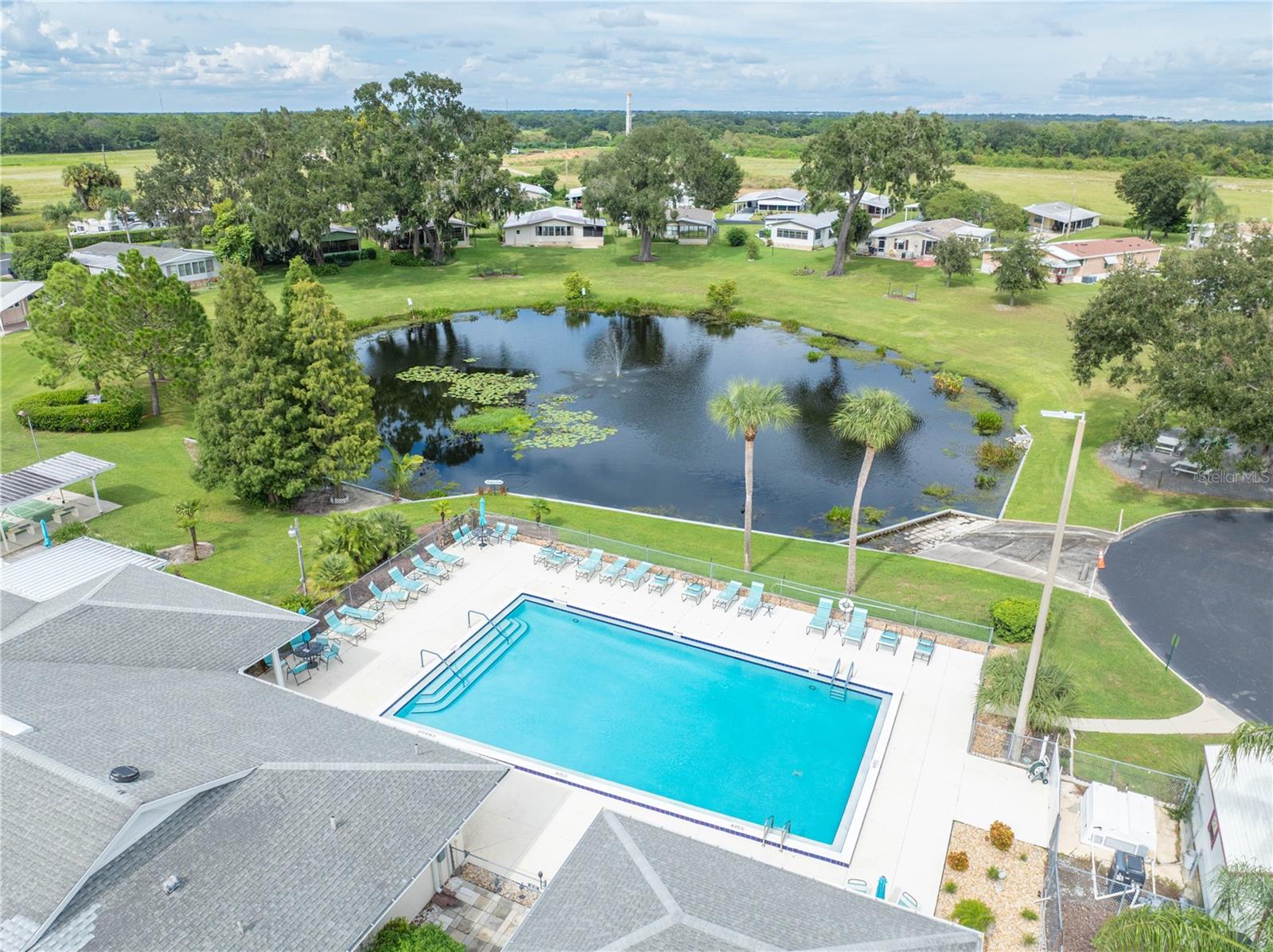 Image 33 of 36 For 6133 Grand Oaks Drive Se