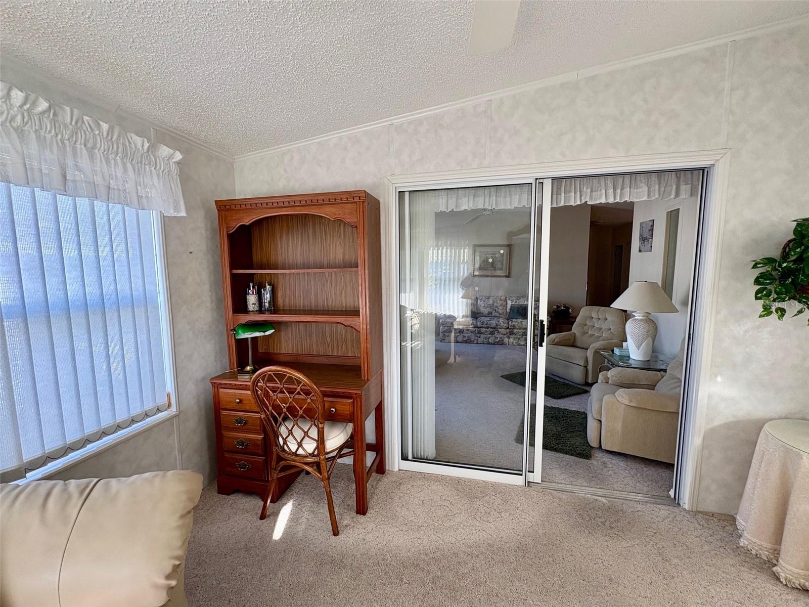 Image 7 of 36 For 6133 Grand Oaks Drive Se