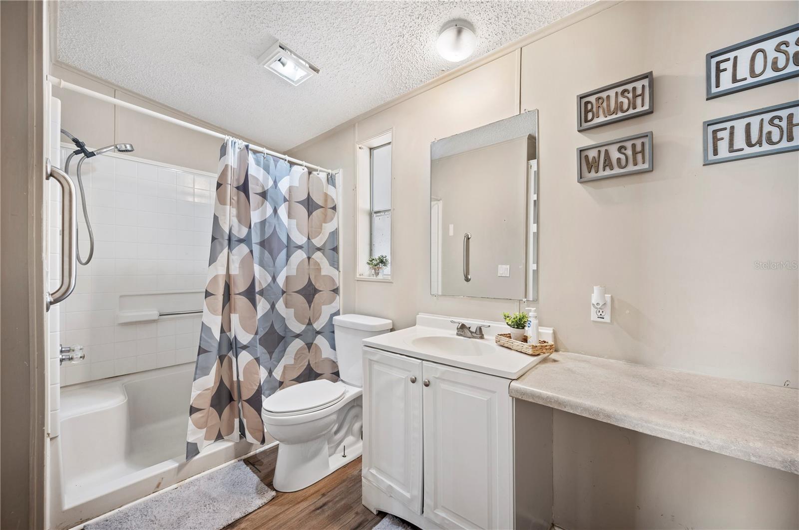 Image 26 of 30 For 4687 Turner Road