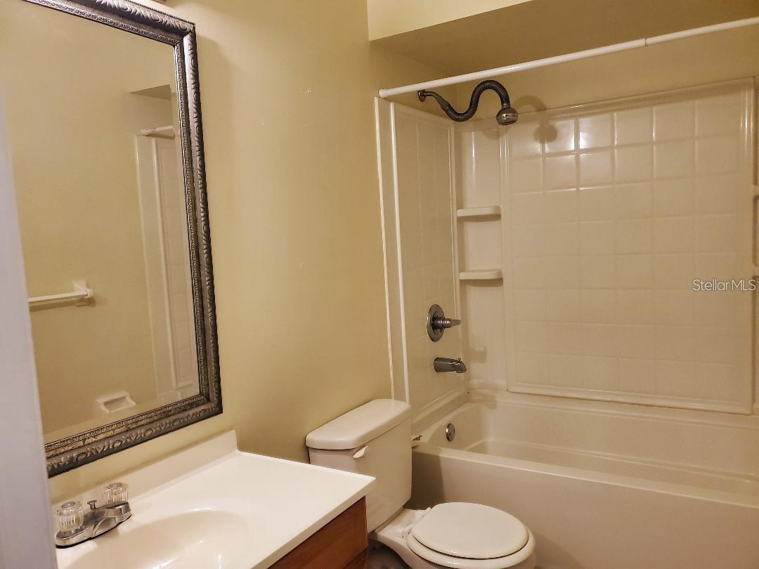 Image 5 of 9 For 734 Shakespeare Drive