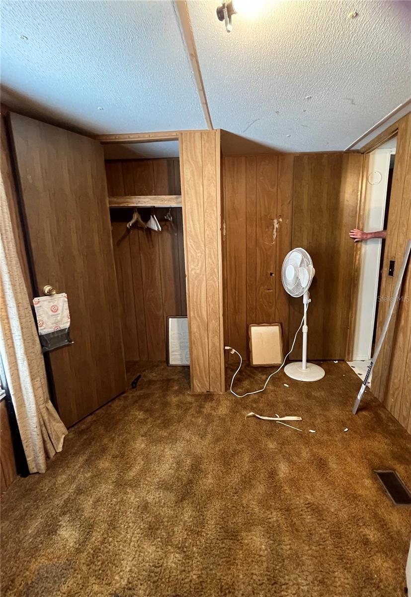 Image 20 of 36 For 3535 King Court