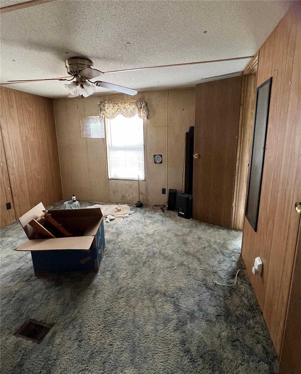 Image 22 of 36 For 3535 King Court