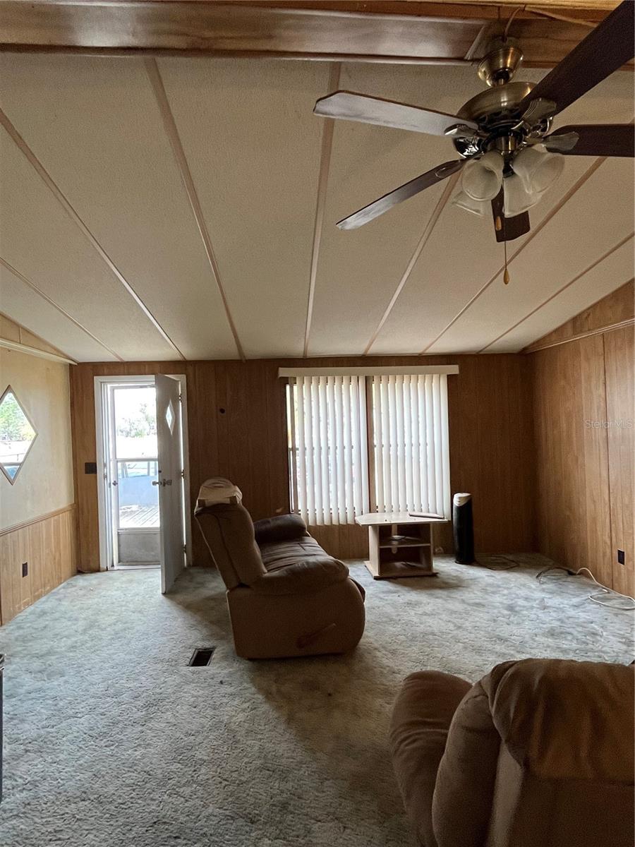 Image 5 of 36 For 3535 King Court